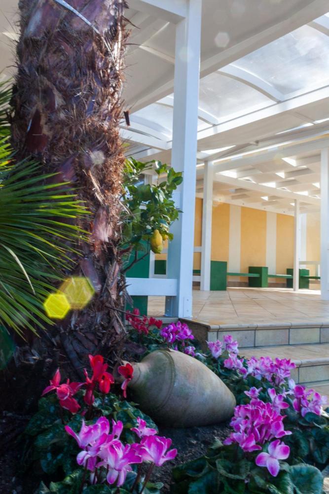 Hotel Zabbara Ликата Екстериор снимка