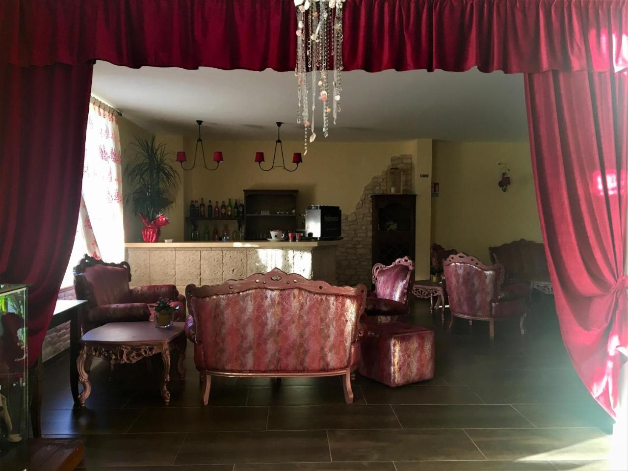Hotel Zabbara Ликата Екстериор снимка