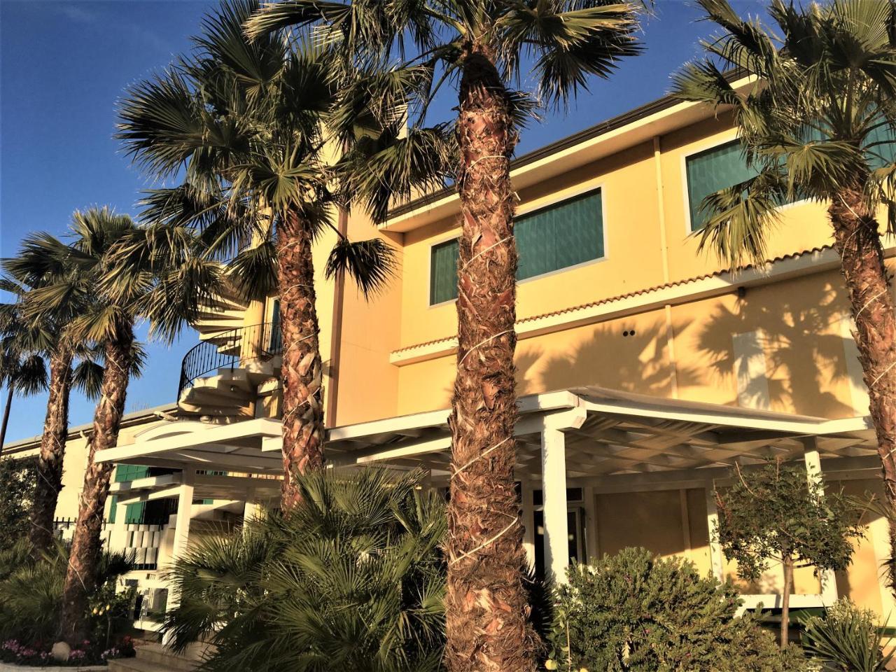 Hotel Zabbara Ликата Екстериор снимка