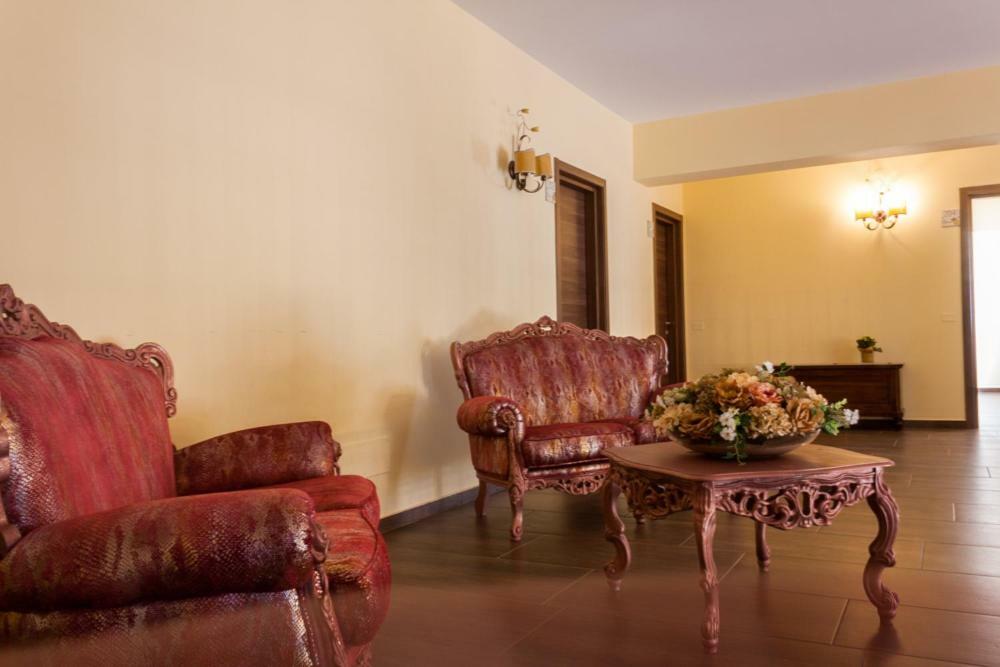 Hotel Zabbara Ликата Екстериор снимка